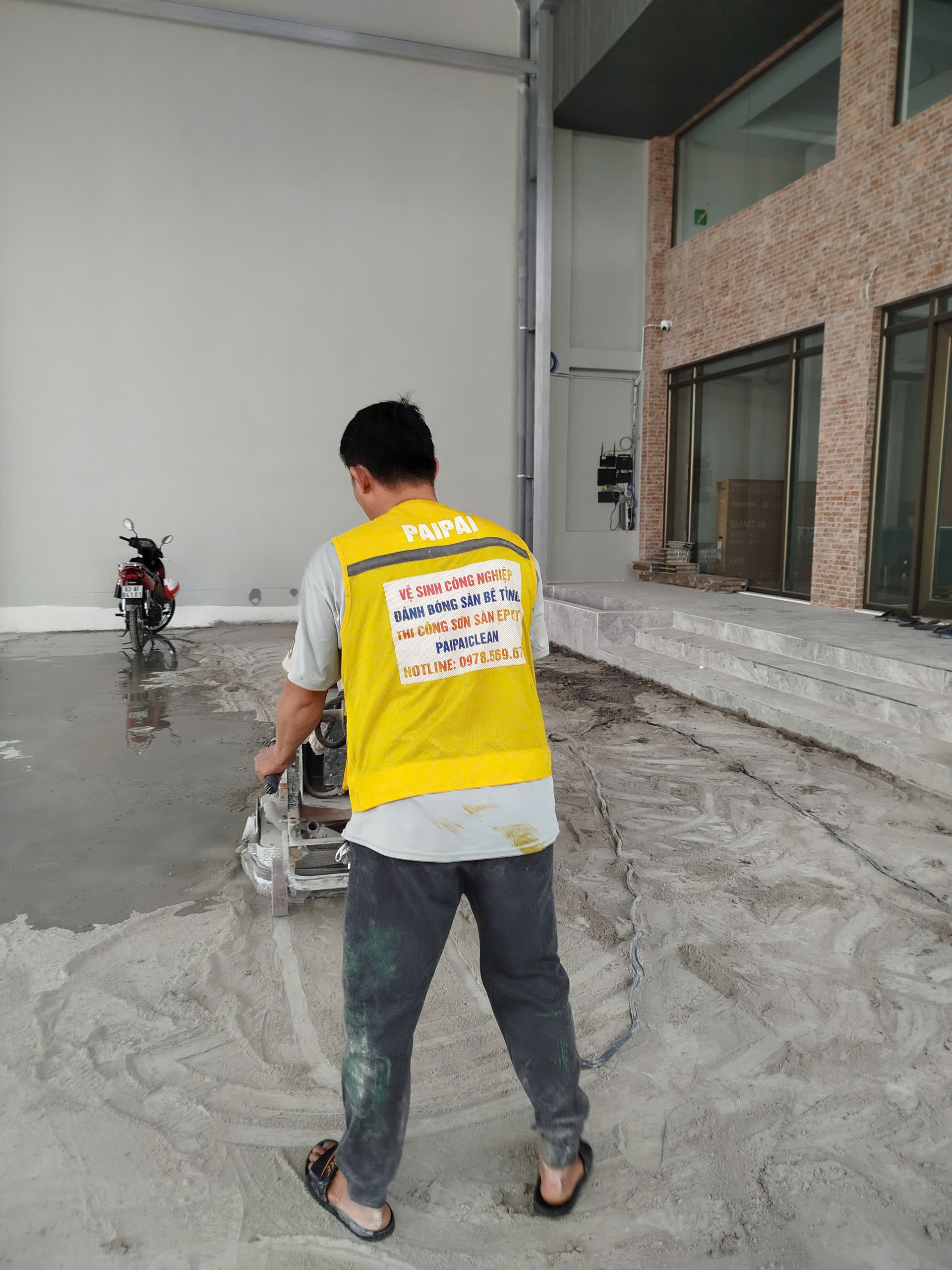 vệ sinh công nghiệp HCm